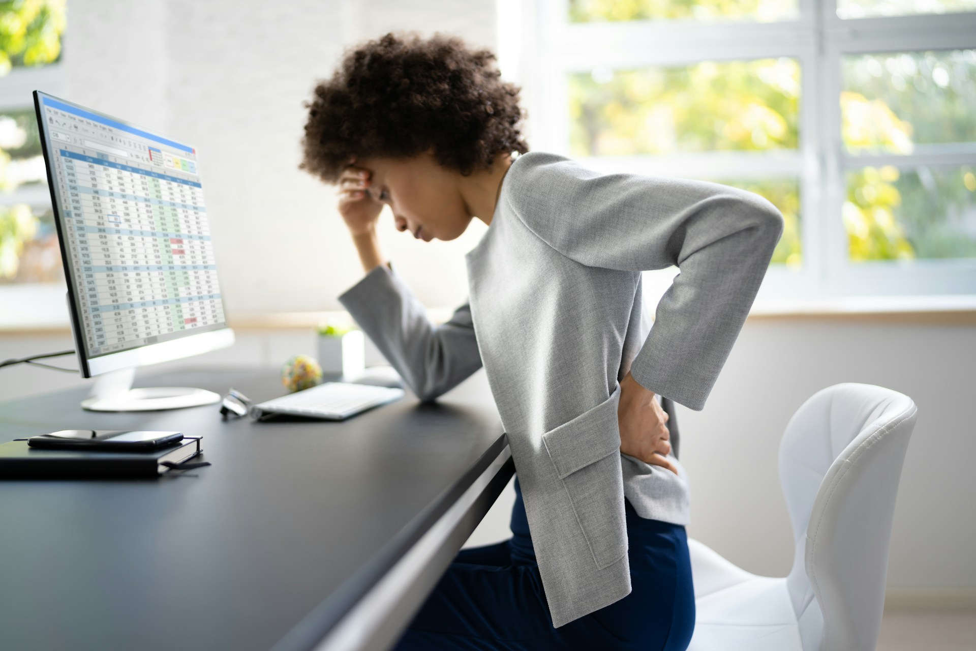 Persistent Low Back Pain: What a Chiropractor in Anaheim, CA Assesses